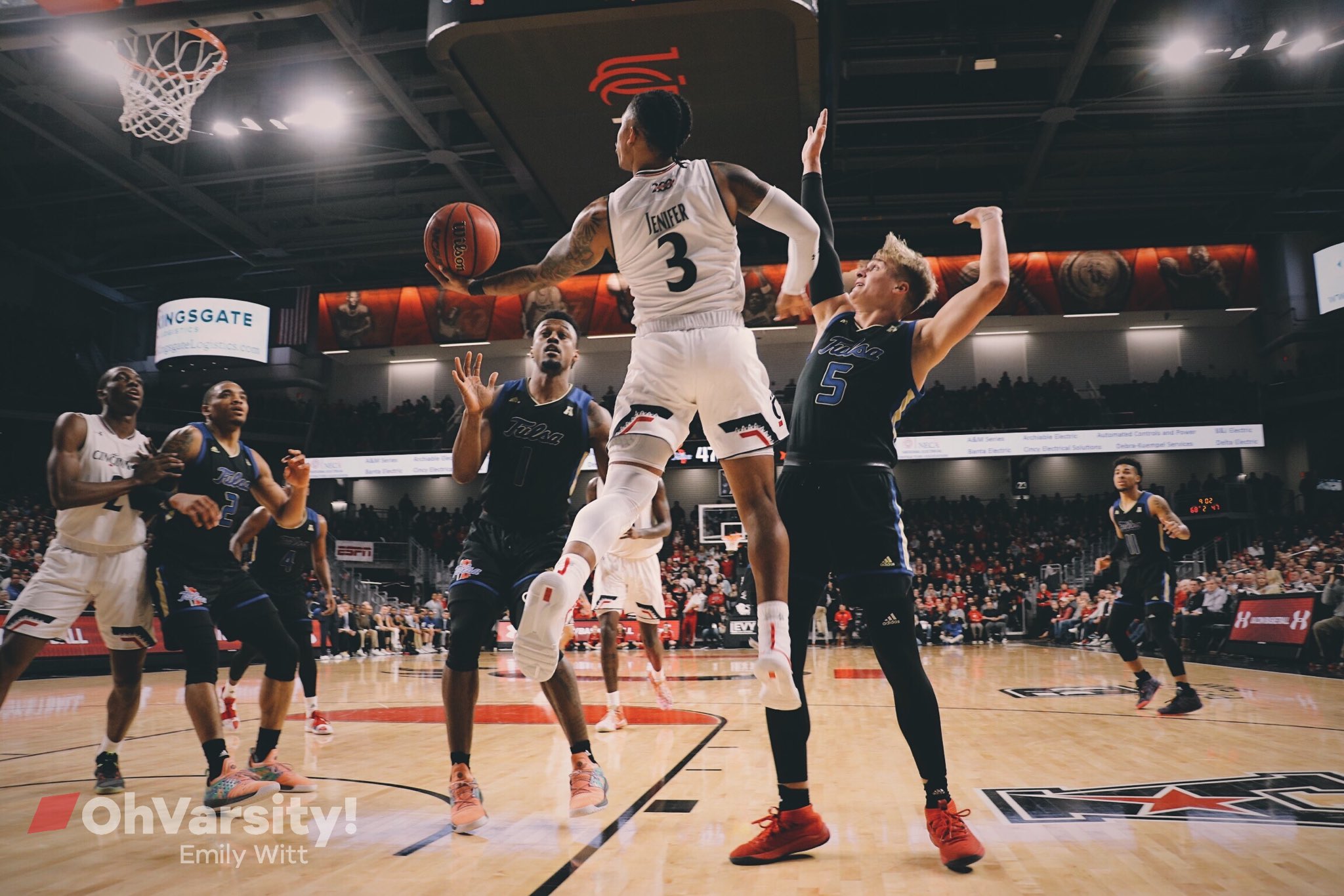  [photo by Emily Witt | OhVarsity!] 